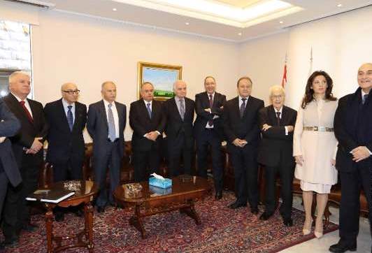 نقابة المحامين في بيروت تحتفل بالأعياد-2