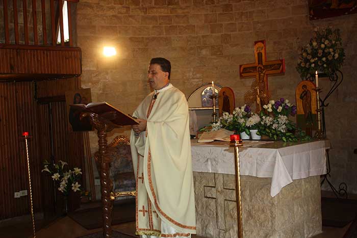 كنيسة سيدة البشارة العجائبية _ بعبدا-16