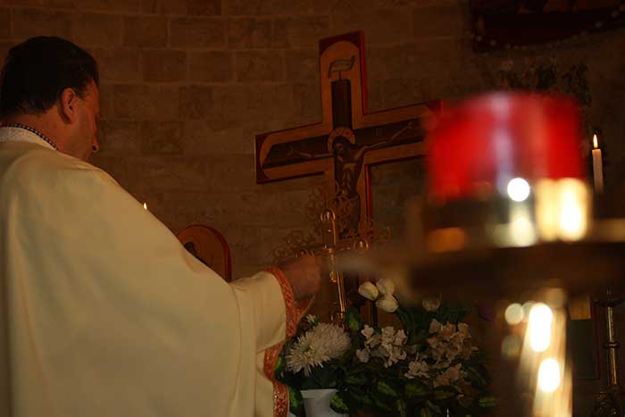 كنيسة سيدة البشارة العجائبية _ بعبدا-20