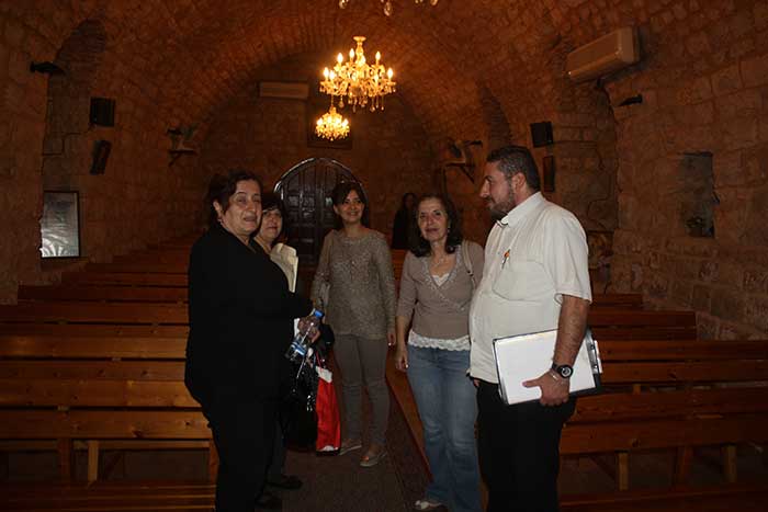 كنيسة سيدة البشارة العجائبية _ بعبدا-22