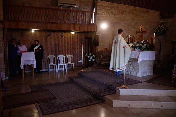 كنيسة سيدة البشارة العجائبية _ بعبدا-6