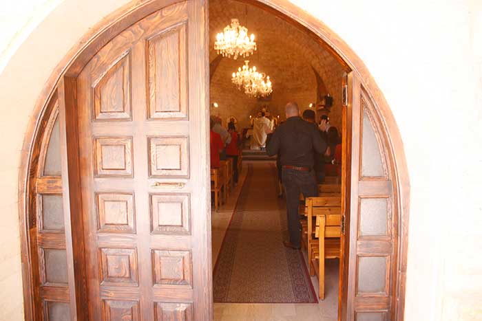 كنيسة سيدة البشارة العجائبية _ بعبدا-8