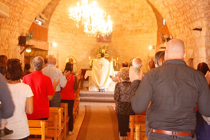 كنيسة سيدة البشارة العجائبية _ بعبدا-9